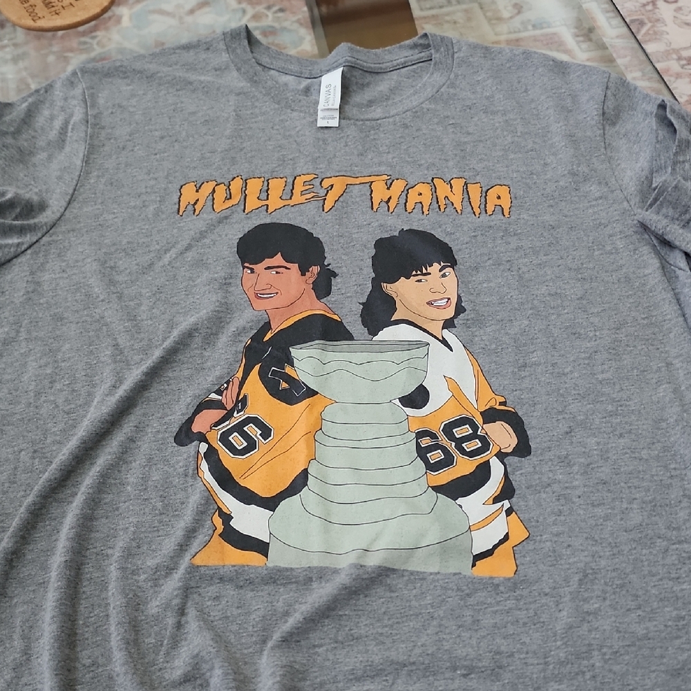 Gray Mullet Mania Graphic T-Shirt